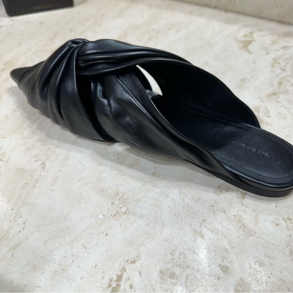 GIVENCHY Twist Pointed Toe Mule Black Flat🌸 - Picture 6 of 11